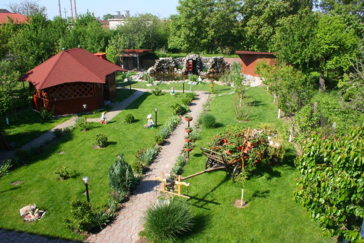 Pension Delia Gardens Timisoara Exterior photo